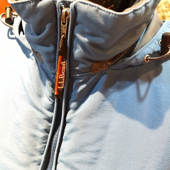 L.L. Bean Thermolite Active Coat - Picture 12 of 14